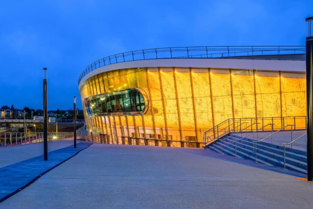 Studio 1 Chartres Gare Et Colisee A 100M Luaran gambar